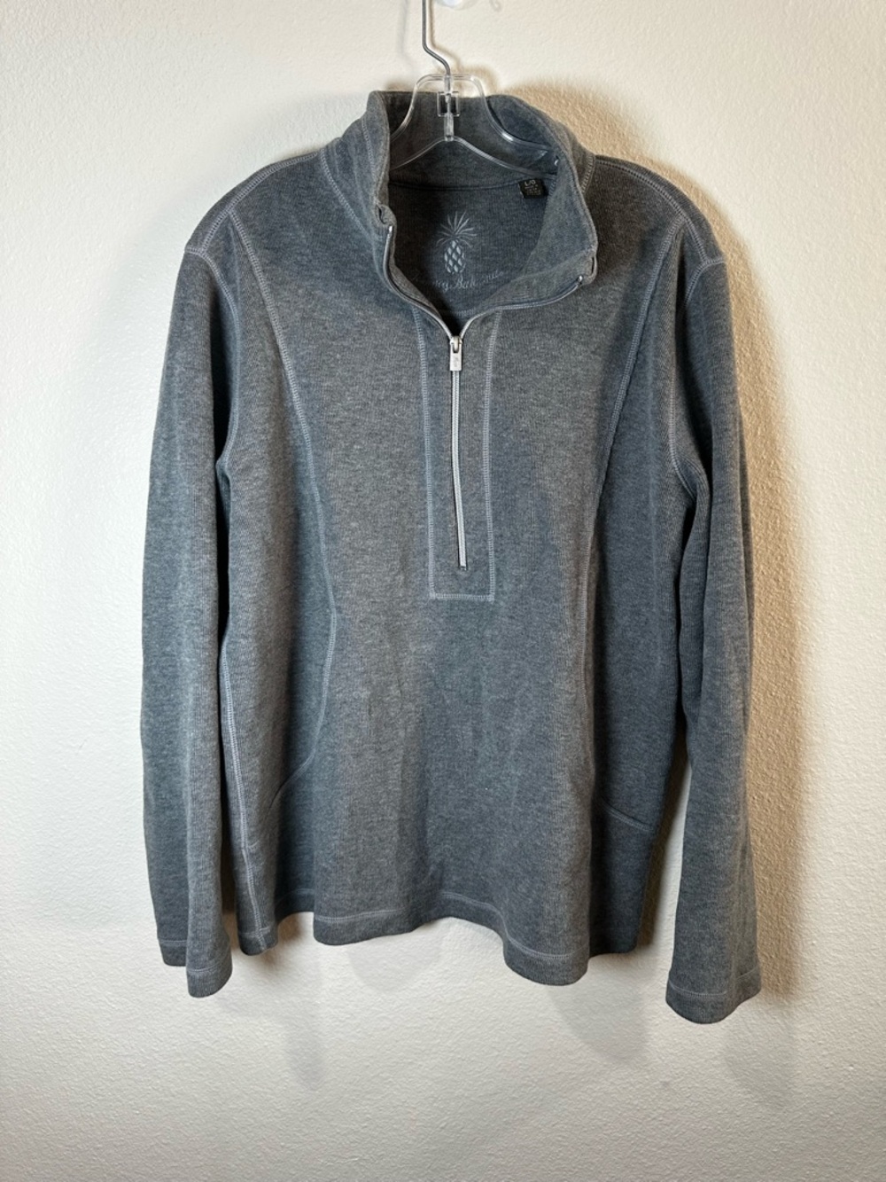 TOMMY BAHAMA Woman's Grey Half Zip
Pullover Sweater Size L